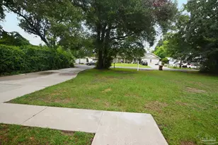 4251 Linda St, Pace, FL 32571 - Photo 10