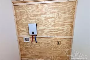 6605 Dingo Dr, Milton, FL 32583 - Photo 8