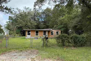 6158 Syrcle Ave, Milton, FL 32570 - Photo 1