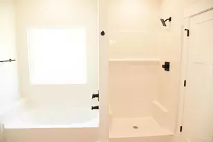 8080 Pinus Ln, Pensacola, FL 32534 - Photo 18