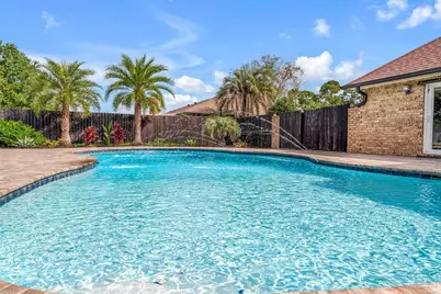 6912 Kitty Hawk Dr, Pensacola, FL 32506 - Photo 2