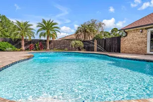 6912 Kitty Hawk Dr, Pensacola, FL 32506 - Photo 2