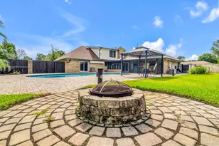 6912 Kitty Hawk Dr, Pensacola, FL 32506 - Photo 10