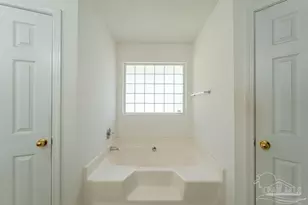 4907 Chads Cir, Pace, FL 32571 - Photo 32