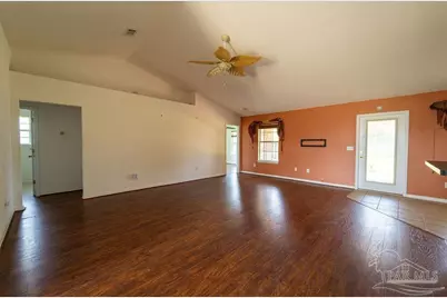 4907 Chads Cir, Pace, FL 32571 - Photo 4
