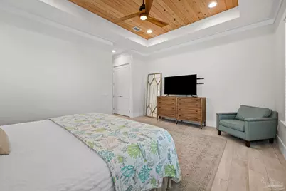 8074 Gulf Blvd, Navarre Beach, FL 32566 - Photo 24