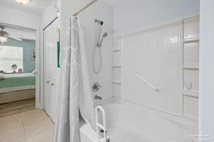 2212 Hadleigh Hills Ct, Navarre, FL 32566 - Photo 22