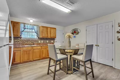 205 E Hatton St, Pensacola, FL 32503 - Photo 8