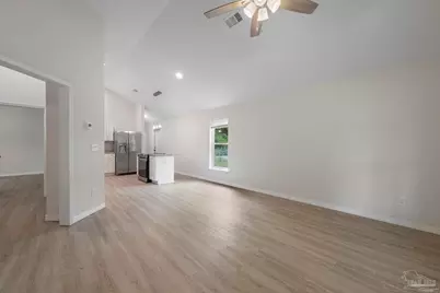 1039 Isabella Rd, Cantonment, FL 32533 - Photo 4