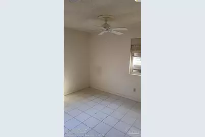 945 Rue De Palms, Niceville, FL 32578 - Photo 10