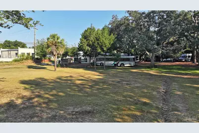 610 S Old Corry Field Rd, Pensacola, FL 32507 - Photo 16