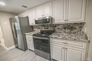 740 N Fairfield Dr, Pensacola, FL 32506 - Photo 8