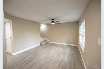 740 N Fairfield Dr, Pensacola, FL 32506 - Photo 2