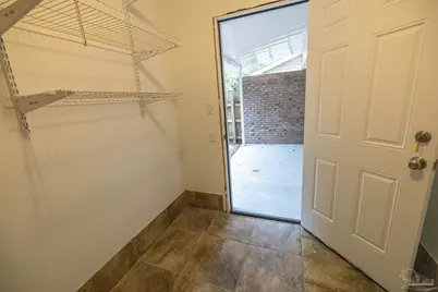 740 N Fairfield Dr, Pensacola, FL 32506 - Photo 18