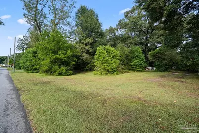 21 W Detroit Blvd, Pensacola, FL 32534 - Photo 18