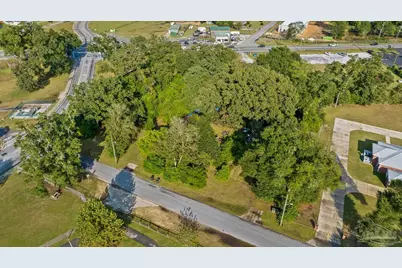 21 W Detroit Blvd, Pensacola, FL 32534 - Photo 10
