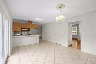 6127 Cherokee Dr, Milton, FL 32570 - Photo 10