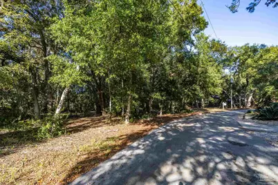 5606 Innerarity Cir, Pensacola, FL 32507 - Photo 10