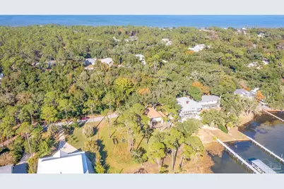 5606 Innerarity Cir, Pensacola, FL 32507 - Photo 4