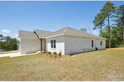 7727 Piper Cir, Milton, FL 32583 - Photo 2