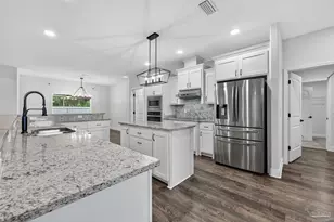 5196 Gaineswood Dr, Milton, FL 32583 - Photo 6