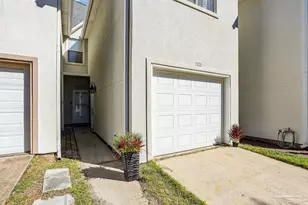 7222 Majestic Blvd, Navarre, FL 32566 - Photo 4