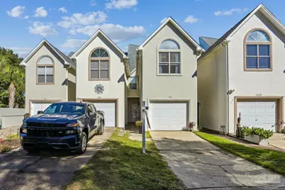 7222 Majestic Blvd, Navarre, FL 32566 - Photo 2