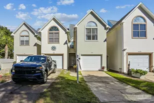 7222 Majestic Blvd, Navarre, FL 32566 - Photo 2