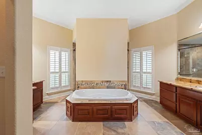 1011 Bucyrus Ln, Cantonment, FL 32533 - Photo 24
