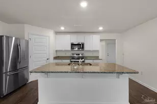 7348 Lakeside Oak Ct, Pensacola, FL 32526 - Photo 6