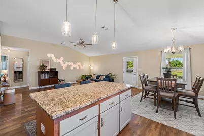 2423 Raider Ln, Navarre, FL 32566 - Photo 10