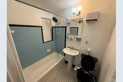 27 Cloverland Ct, Pensacola, FL 32505 - Photo 8