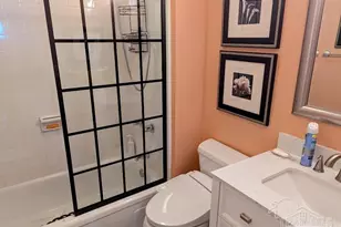 825 Bayshore Dr, Pensacola, FL 32507 - Photo 16