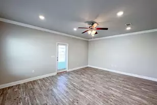 300 S F St, Pensacola, FL 32502 - Photo 6