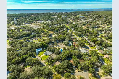 2703 Sanibel Pl, Gulf Breeze, FL 32563 - Photo 8