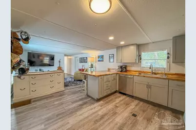 3637 Diamond St, Pace, FL 32571 - Photo 6