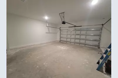 8401 Segura St, Navarre, FL 32566 - Photo 8