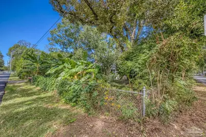 600 W Hannah St, Pensacola, FL 32534 - Photo 4