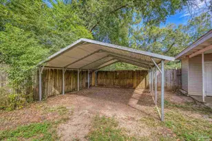 600 W Hannah St, Pensacola, FL 32534 - Photo 8