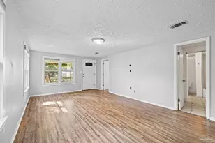 600 W Hannah St, Pensacola, FL 32534 - Photo 34