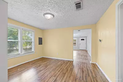 600 W Hannah St, Pensacola, FL 32534 - Photo 36