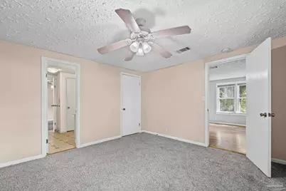 600 W Hannah St, Pensacola, FL 32534 - Photo 54