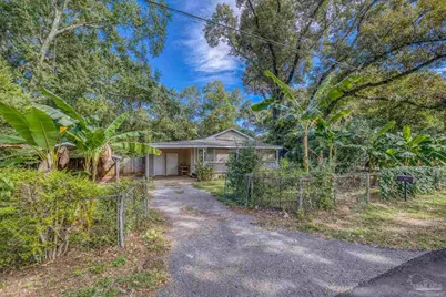 600 W Hannah St, Pensacola, FL 32534 - Photo 2