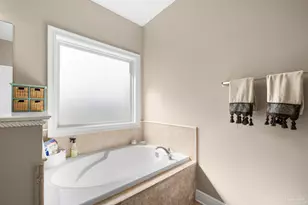 2350 Ash Dr, Navarre, FL 32566 - Photo 36