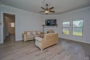 9953 Suwanee Ln, Pensacola, FL 32526 - Photo 18