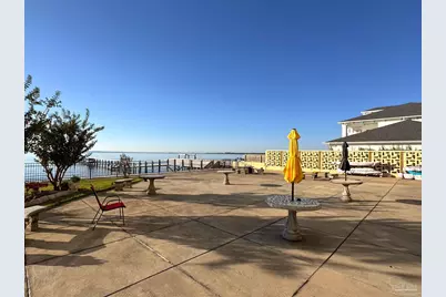 825 Bayshore Dr #205, Pensacola, FL 32507 - Photo 16