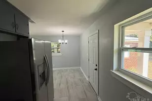 6406 Sellers Dr, Milton, FL 32570 - Photo 6