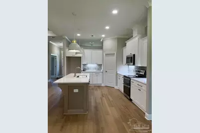 2038 Colby Ct, Navarre, FL 32566 - Photo 8