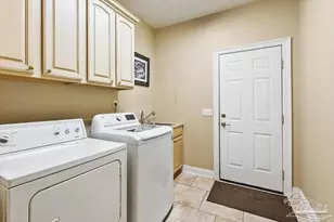 2858 P.G.A Blvd, Navarre, FL 32566 - Photo 34