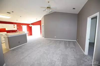 319 Mizzen Ln, Pensacola, FL 32507 - Photo 2